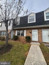 Building Photo - 5842 Holly Hock Pl