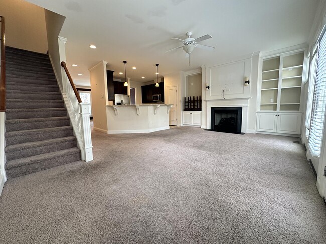 Building Photo - 540 Old Mill Village Dr