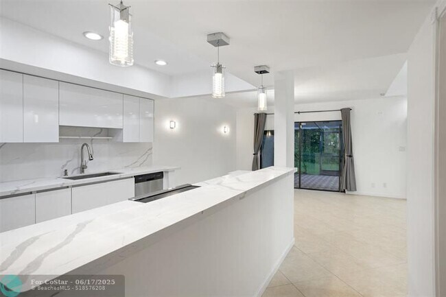 Foto del edificio - 2305 St Andrews Rd