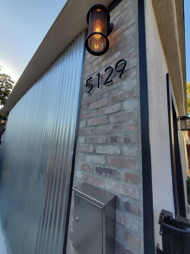 Building Photo - 5129 Alhambra Ave