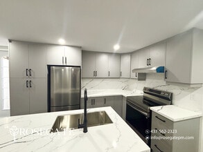 Building Photo - 43 Arrowhead Dr