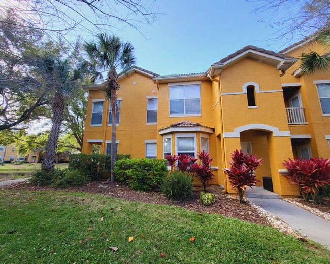 Building Photo - Stunning 2/2 Condo For Rent in Mirabella - Superb Location!