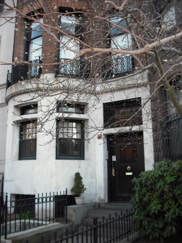 Building Photo - 306 Commonwealth Ave