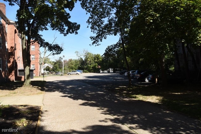 Building Photo - 1585 Coventry Rd