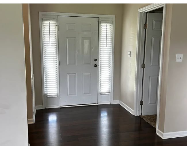 Building Photo - 116 Bollweevil Ln