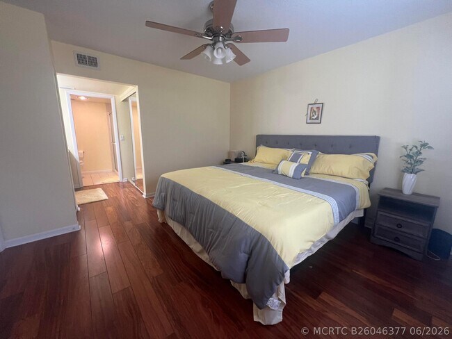 Building Photo - 1601 Sabal Ridge Cir
