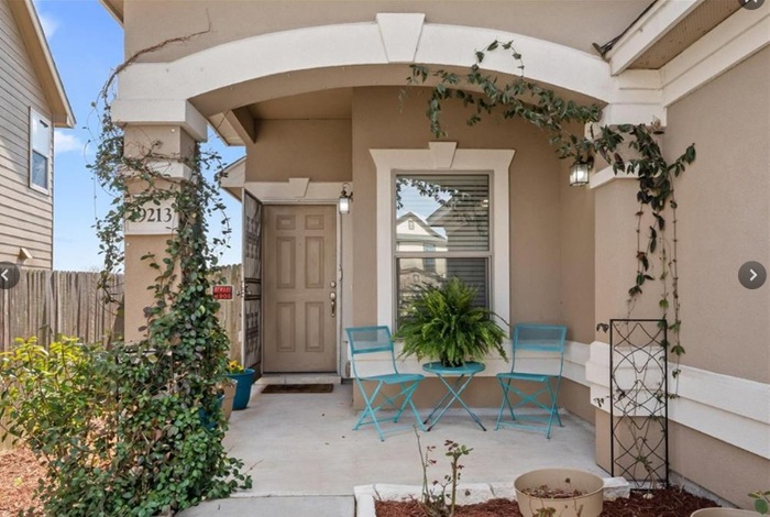Foto principal - 19213 Zachary Taylor St