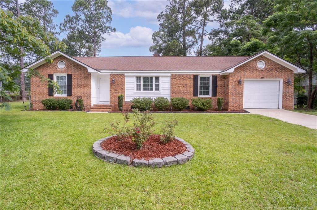 Foto principal - 401 Southwick Dr