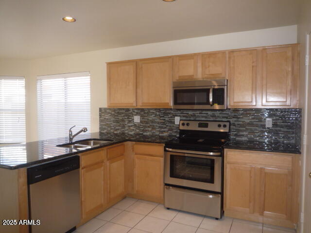 Building Photo - 4829 E Abraham Ln