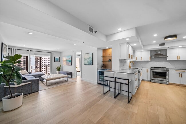 Photo - 1201 S Ocean Dr (Hollywood, FL) Apartment
