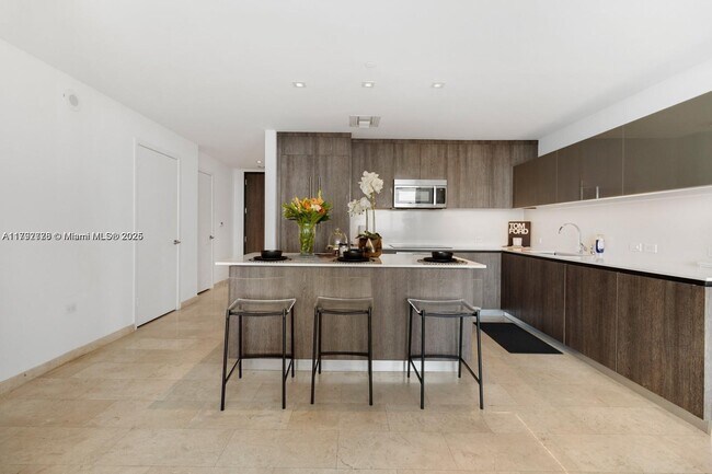 Foto del edificio - 88 SW 7th St
