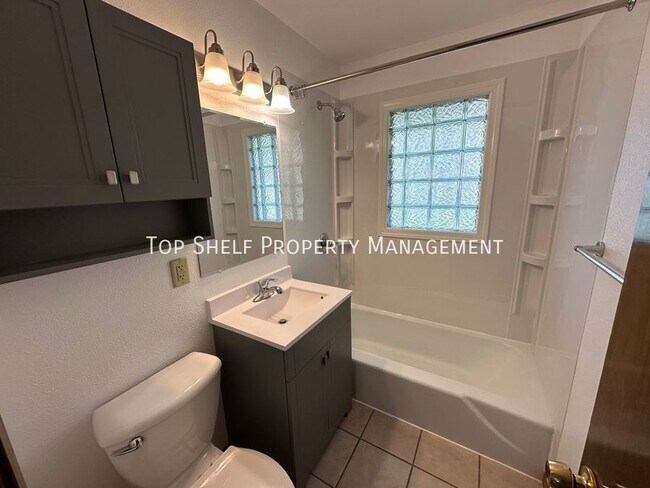 Foto del edificio - 2315 SE 8th Ct