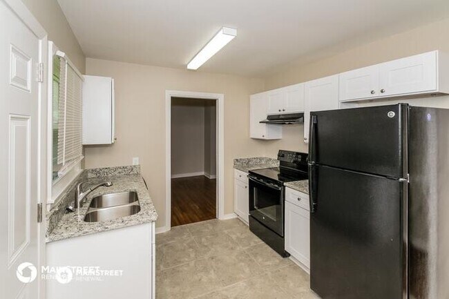 Foto del edificio - 616 Park Ave, Fairfield, AL 35064
