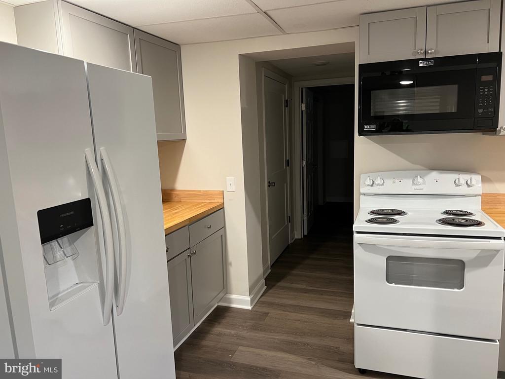 Foto del edificio - 132 Briarwood Cir