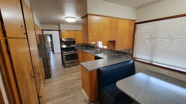 Building Photo - 1302 Otter Ln