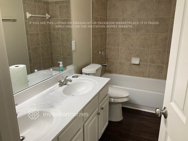 Foto del edificio - 3945 Elder Field Ln