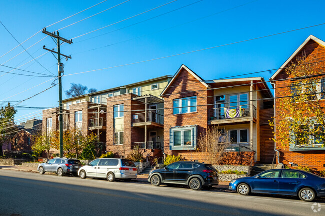 Building Photo - Germantown Commons