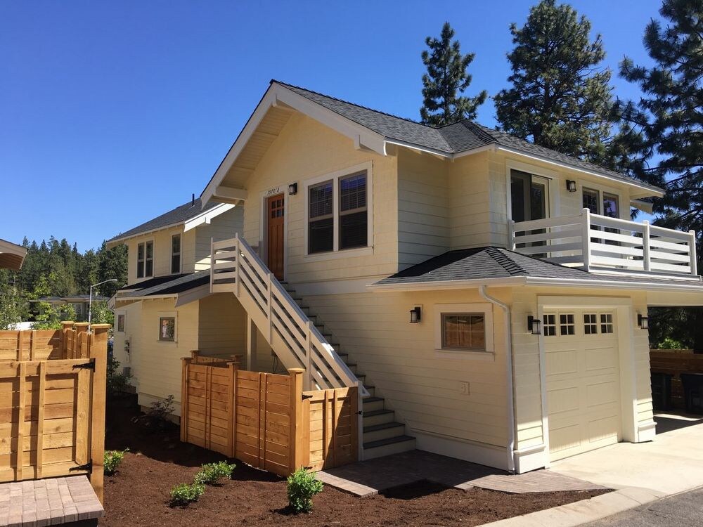 1570 NW Erins Court 2 Apartment for Rent in Bend, OR