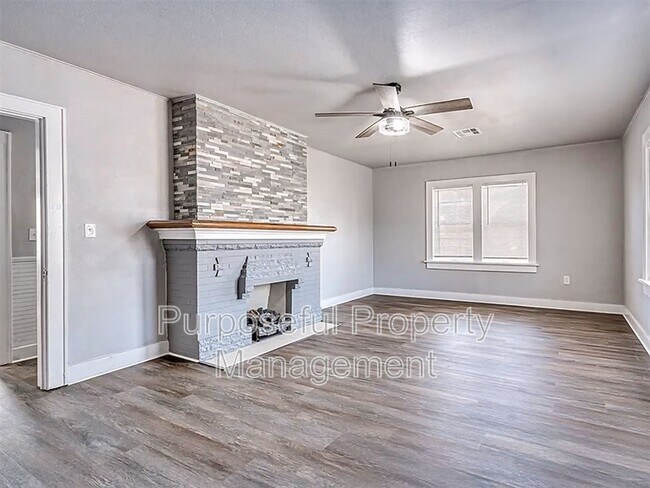 Foto del edificio - 730 NE 17th St