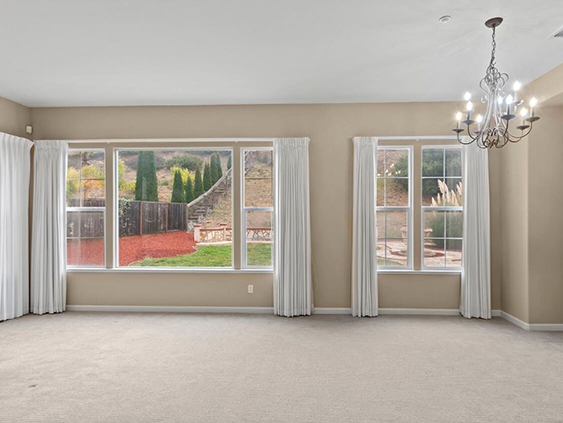 Primary Photo - Stunning 7 Bedroom Residence Located in Hayward, CA