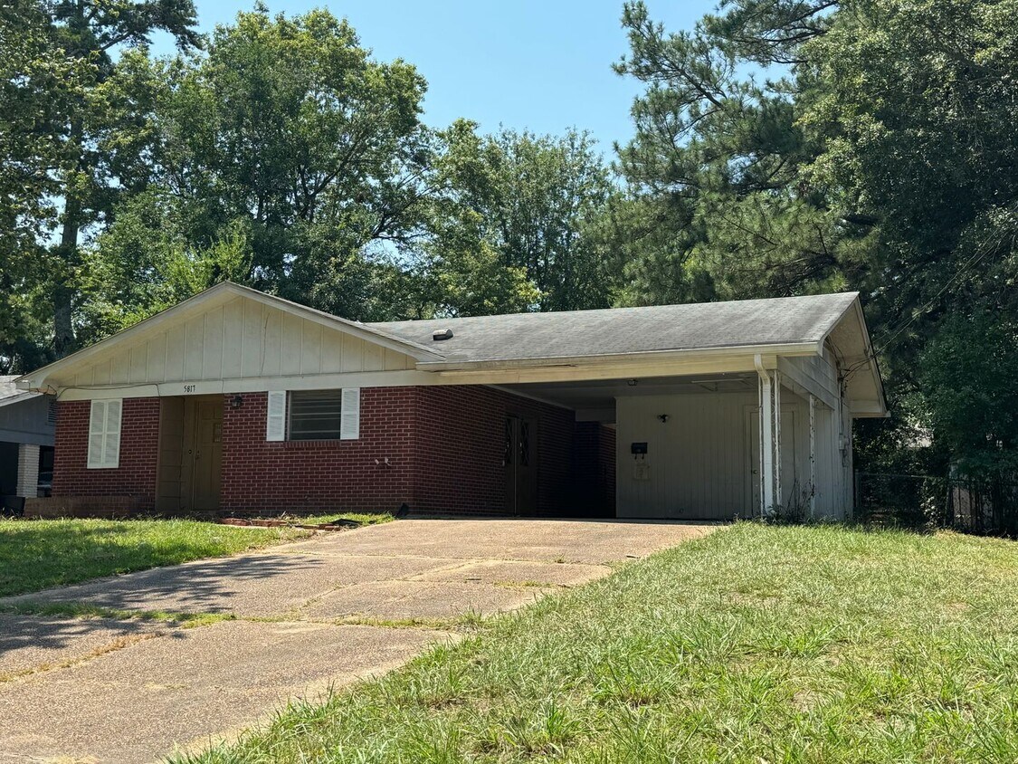Foto principal - 5817 Orchard View Dr