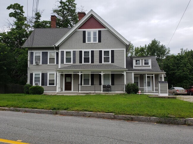 Building Photo - 331 Log Road