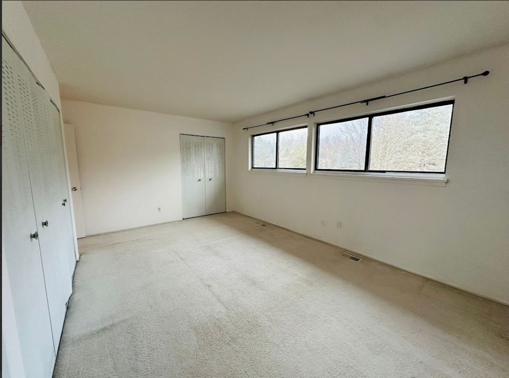 Foto del edificio - 795 Watersedge Dr