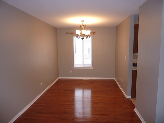 Foto del edificio - 126 Augusta Dr