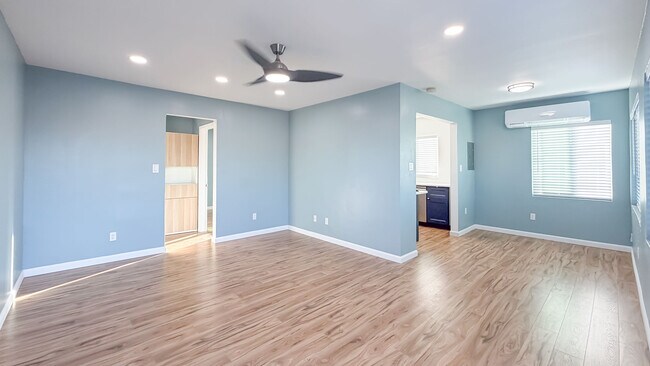 Building Photo - 4169 Myrtle Ave