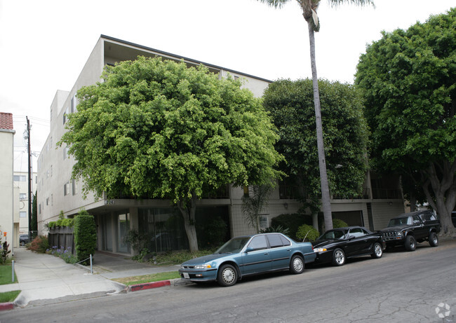 Building Photo - Euclid Apartments