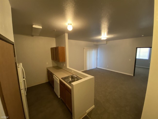 Building Photo - 2 br, 2 bath  - 1600 I St Unit 1108 Apt 1108