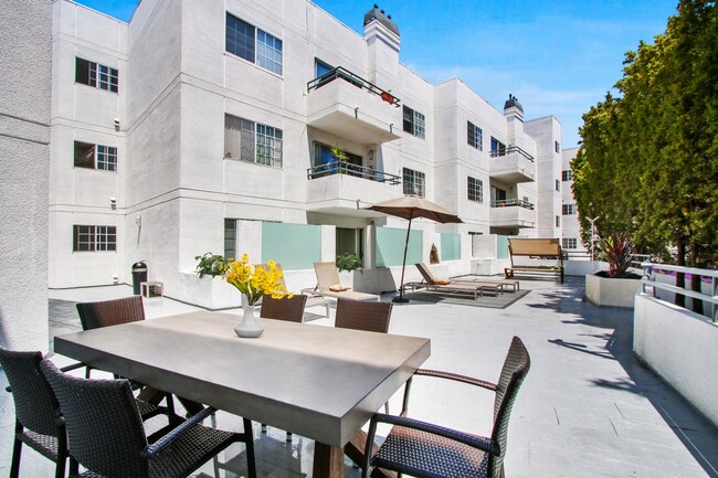 Upscale Apartments Los Angeles