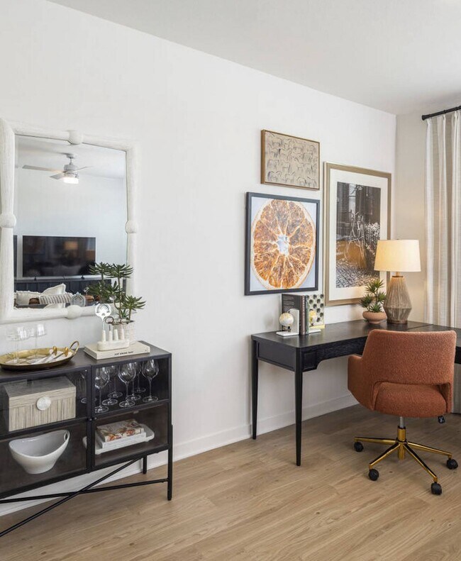 Building Photo - 10203 Karsten Rd