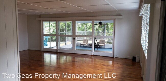 Building Photo - 3 br, 2 bath House - 313 Ilimano Street