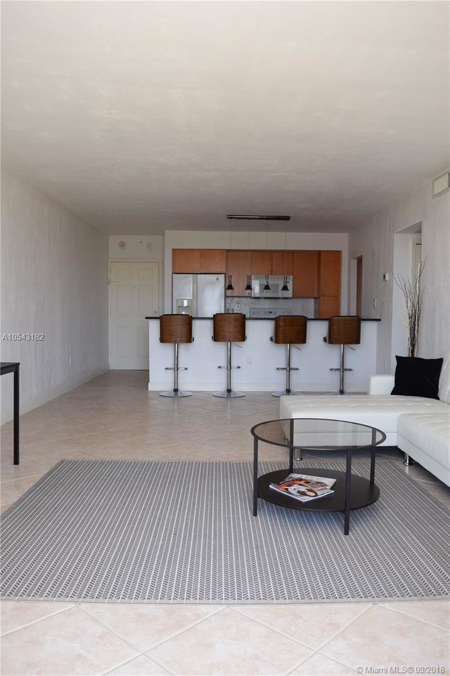 Building Photo - ISLAND POINTE CONDO