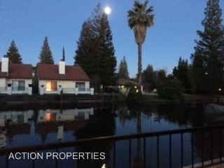 Building Photo - 4879 El Cid Dr