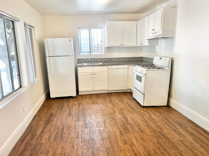 Primary Photo - 2118 E. Cesar Chavez Ave. Los Angeles, CA ...