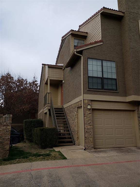 Foto principal - 5200 Martel Ave