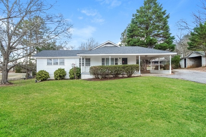 Primary Photo - Lovely 3 Bedroom in Greenville