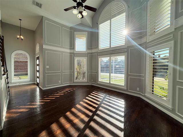 Building Photo - 2324 Heatherdale Dr