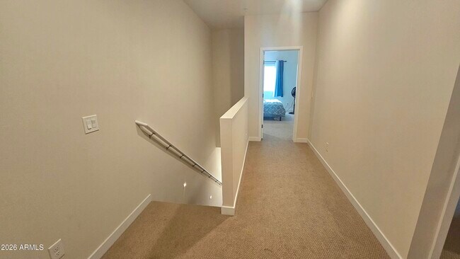 Building Photo - 2818 W Red Fox Rd