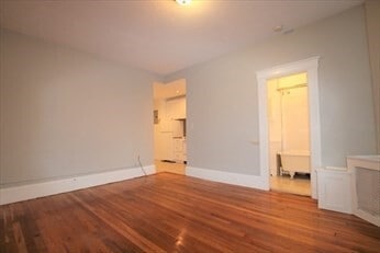 Building Photo - 39 Hemenway St