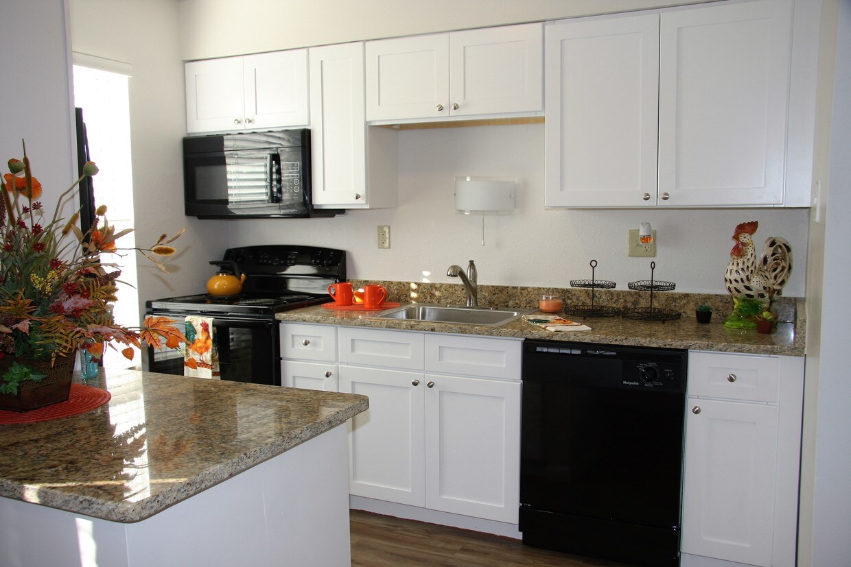 Forest Lake Apartments Apartments Ballwin, MO