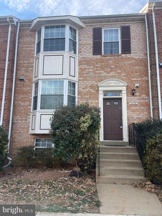 46709 Flicker Terrace, Sterling, VA 20164 Townhome Rentals in
