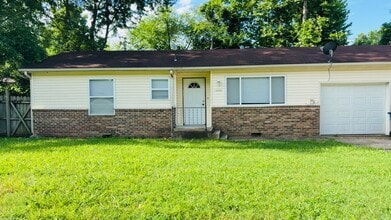 Building Photo - 1404 Larsen Ln