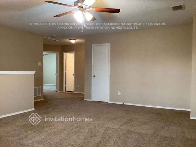 Building Photo - 2912 Barberini Dr