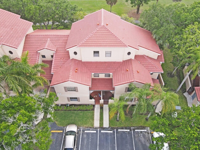 Building Photo - 401 SW 158th Terrace
