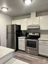 Building Photo - 667 4th St NE