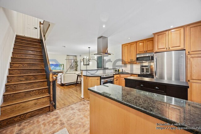 Foto del edificio - 1183 N Vernon St