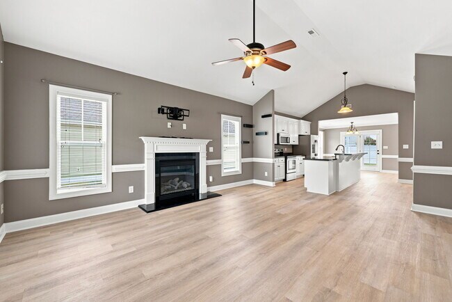 Foto del edificio - 2517 Sawgrass Dr